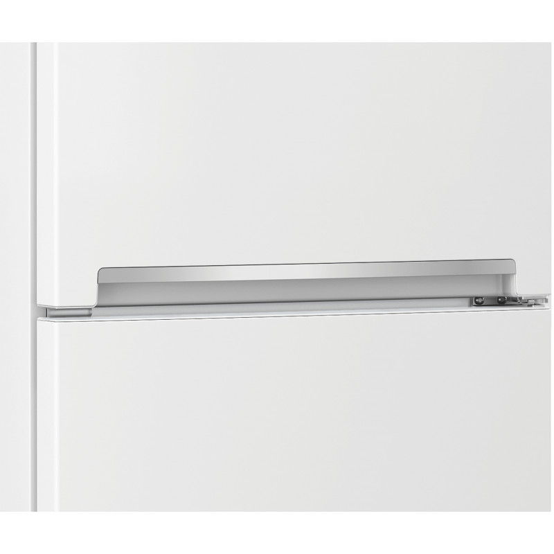 Холодильник Beko RCSA366K40WN