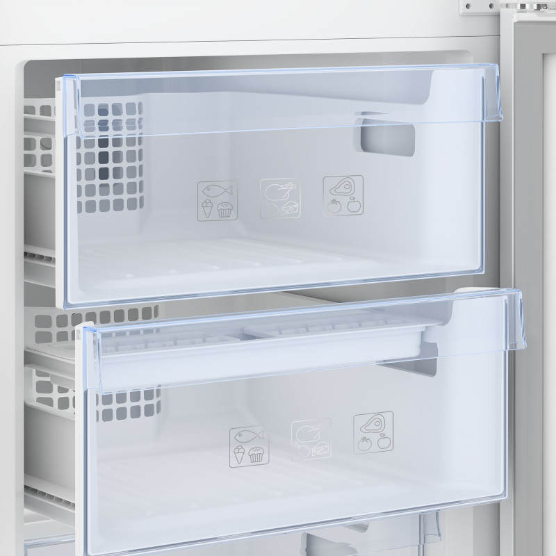 Холодильник Beko RCNA366K40WN