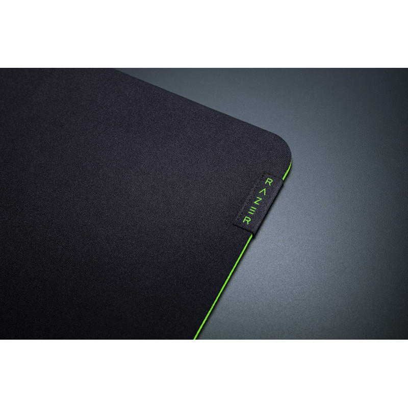 Ігрова поверхня Razer Gigantus V2 M (360x275x3мм), чорний RZ02-03330200-R3M1