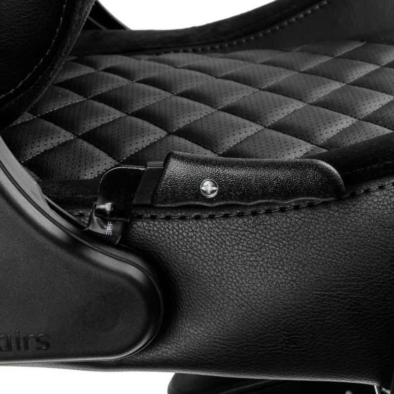 Ігрове крісло Noblechairs EPIC штучна шкіра, чорний NBL-PU-BLA-002
