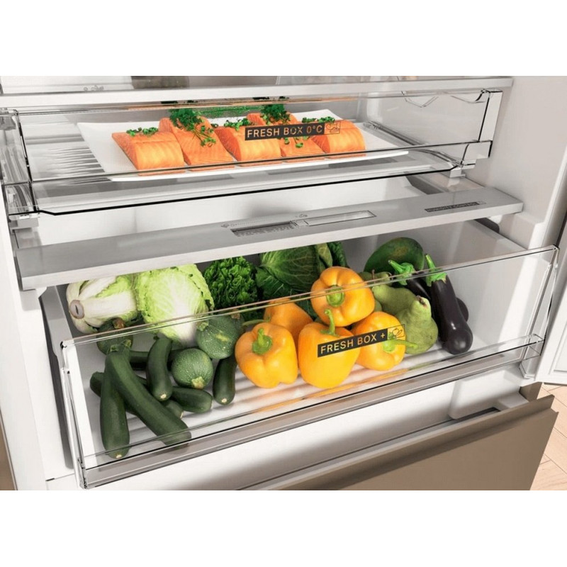 Холодильник Whirlpool WHSP70T121