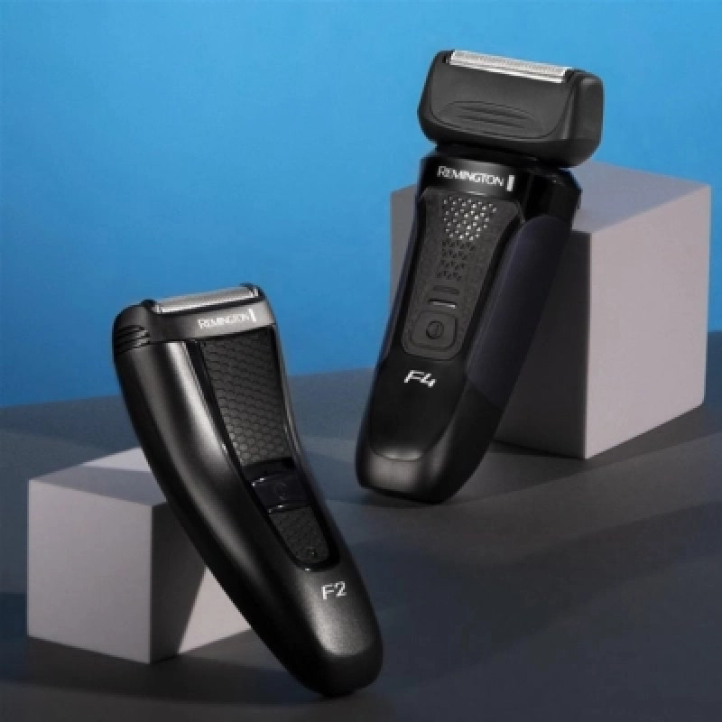 Електрична бритва Remington F4002